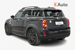 musta Mini Countryman 2023 kuva 2.