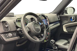 musta Mini Countryman 2023 kuva 6.