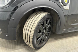 musta Mini Countryman 2023 kuva 11.