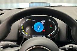 musta Mini Countryman 2023 kuva 14.