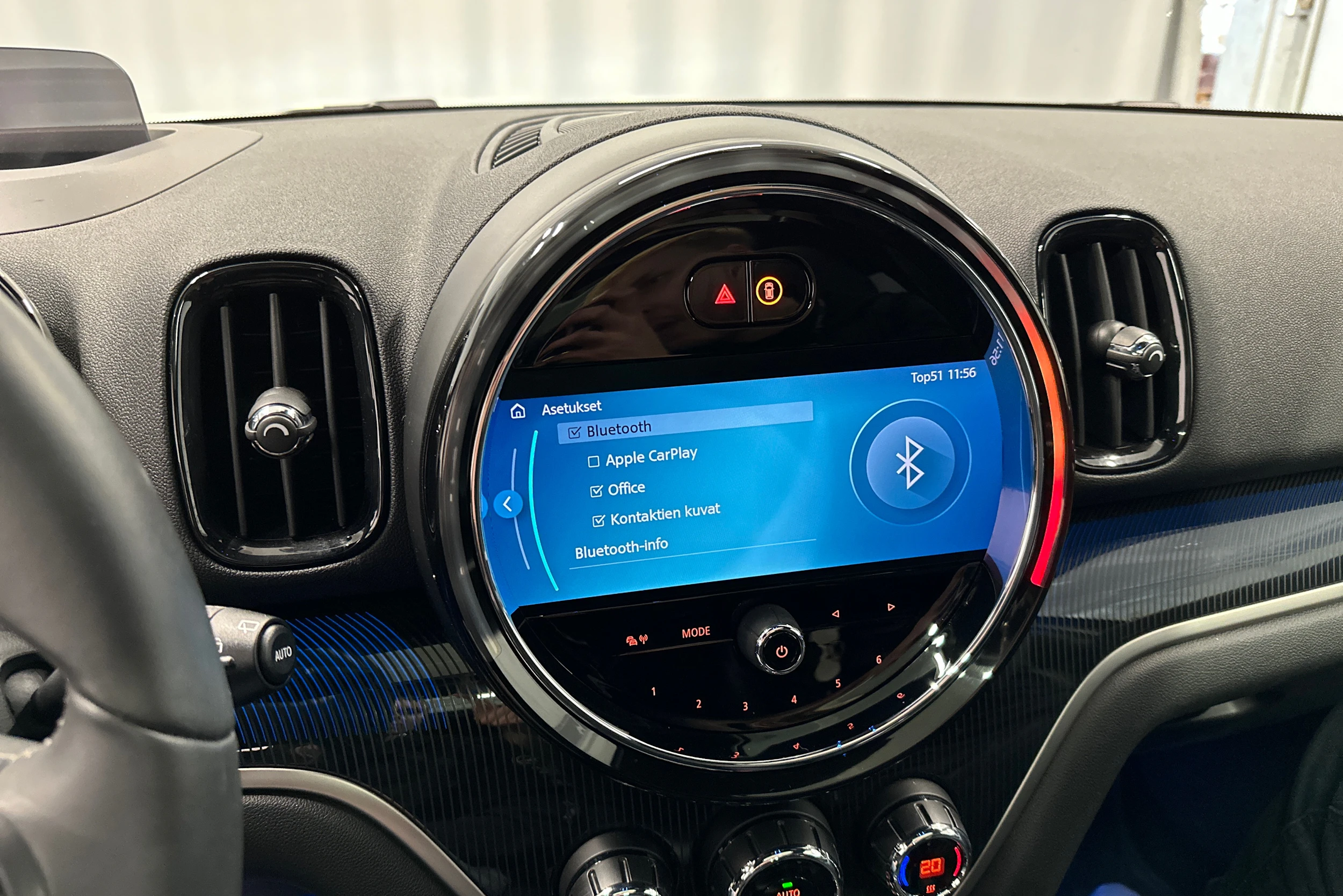 musta Mini Countryman 2023 kuva 16.