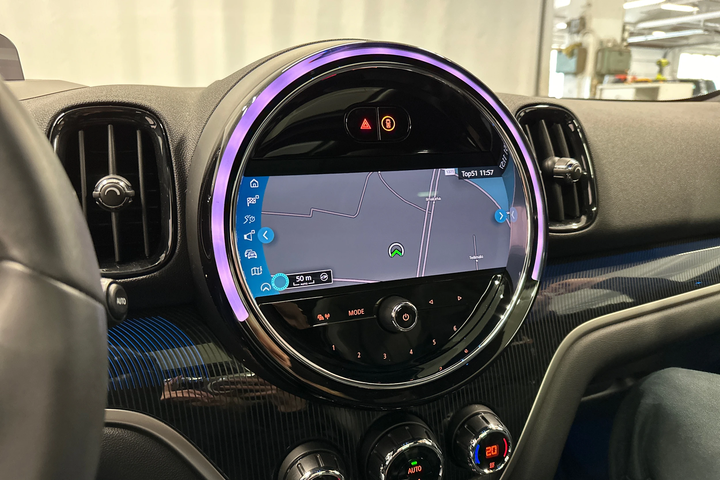 musta Mini Countryman 2023 kuva 18.