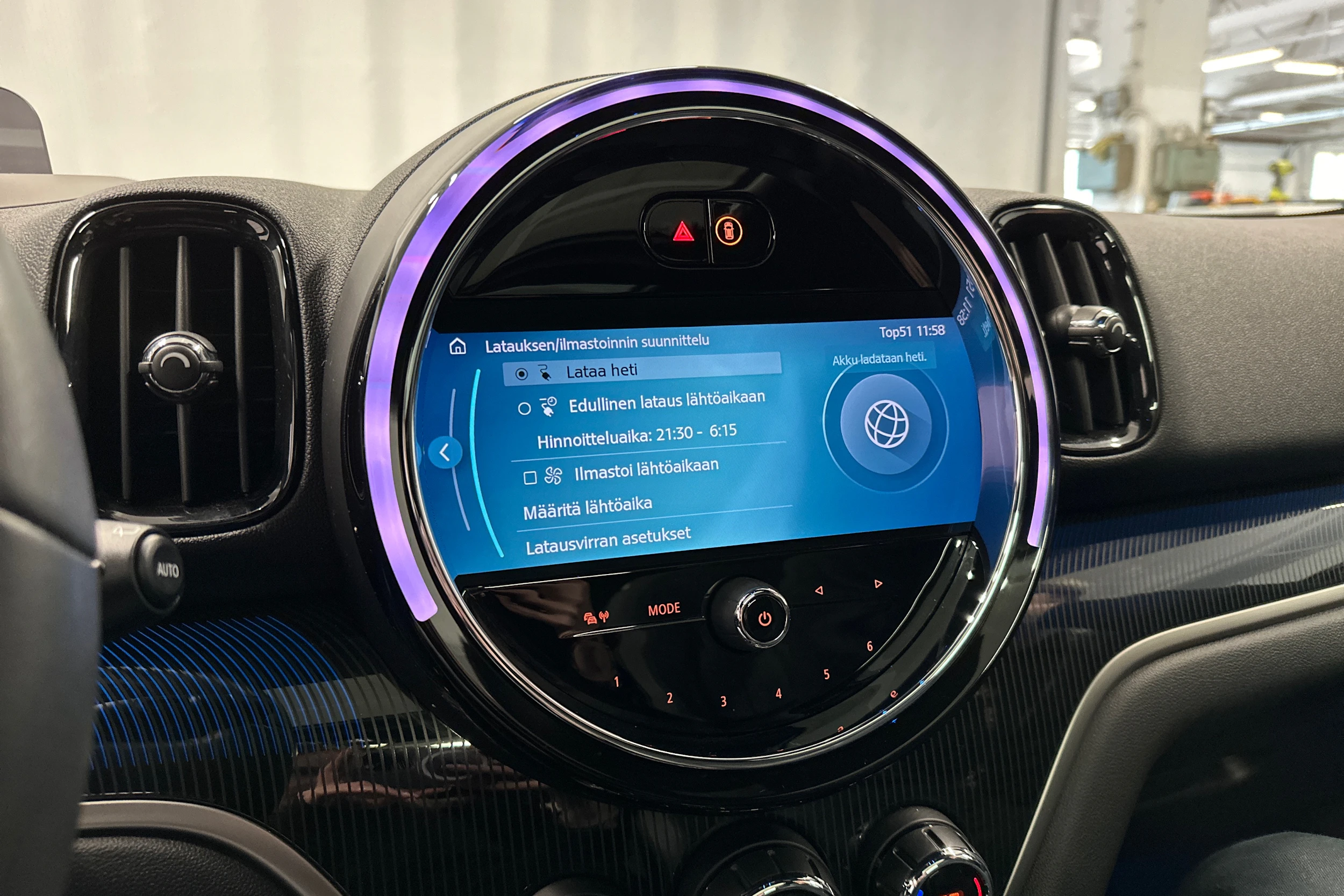 musta Mini Countryman 2023 kuva 19.