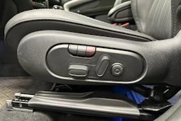 musta Mini Countryman 2023 kuva 25.