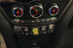 met. sininen Mini Countryman 2023 kuva 23.