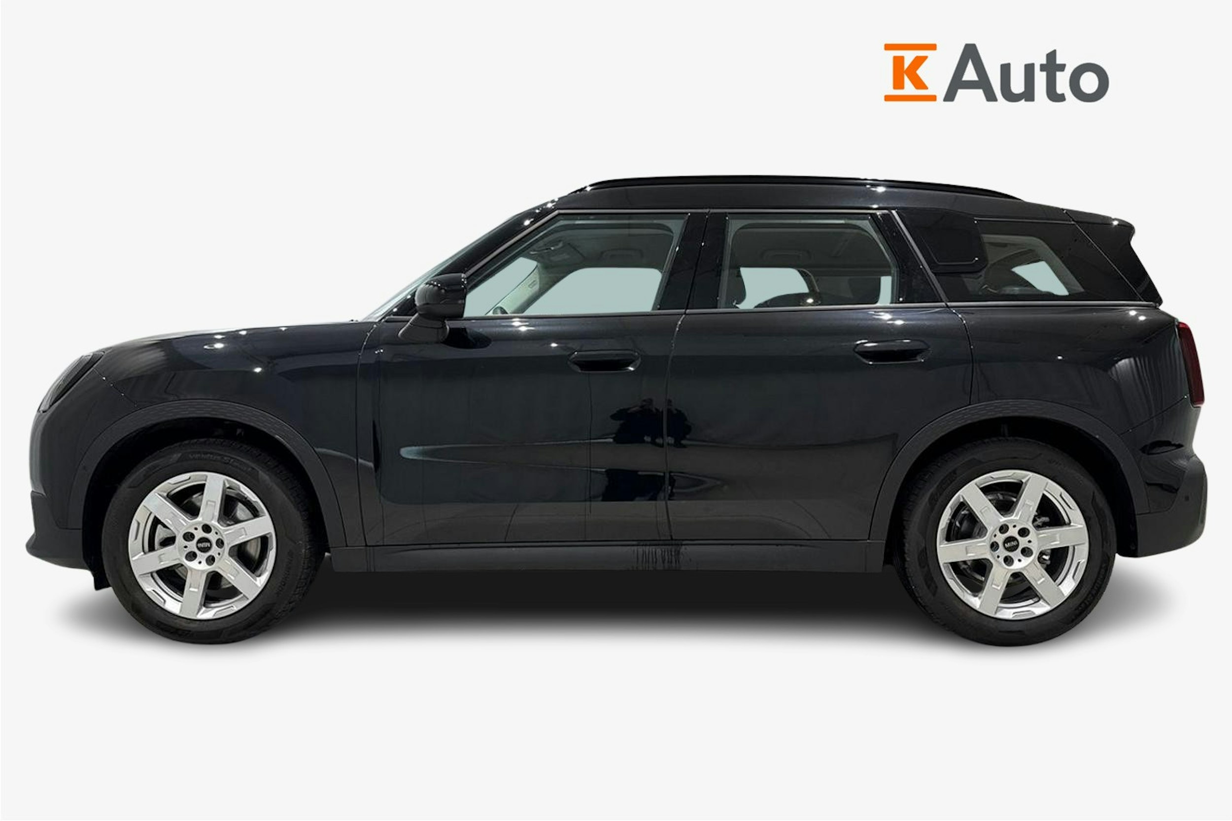 musta Mini Countryman 2024 kuva 6.