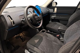 musta Mini Countryman 2024 kuva 7.