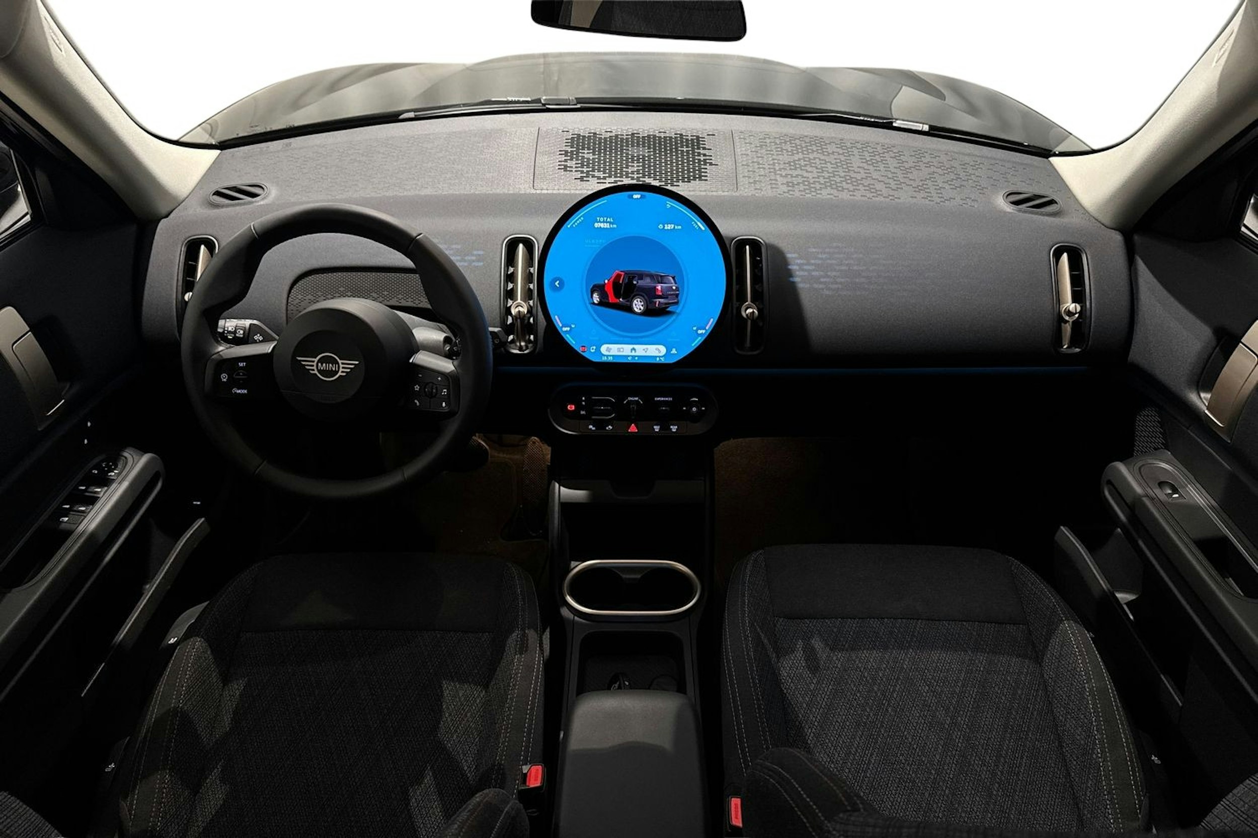 musta Mini Countryman 2024 kuva 9.