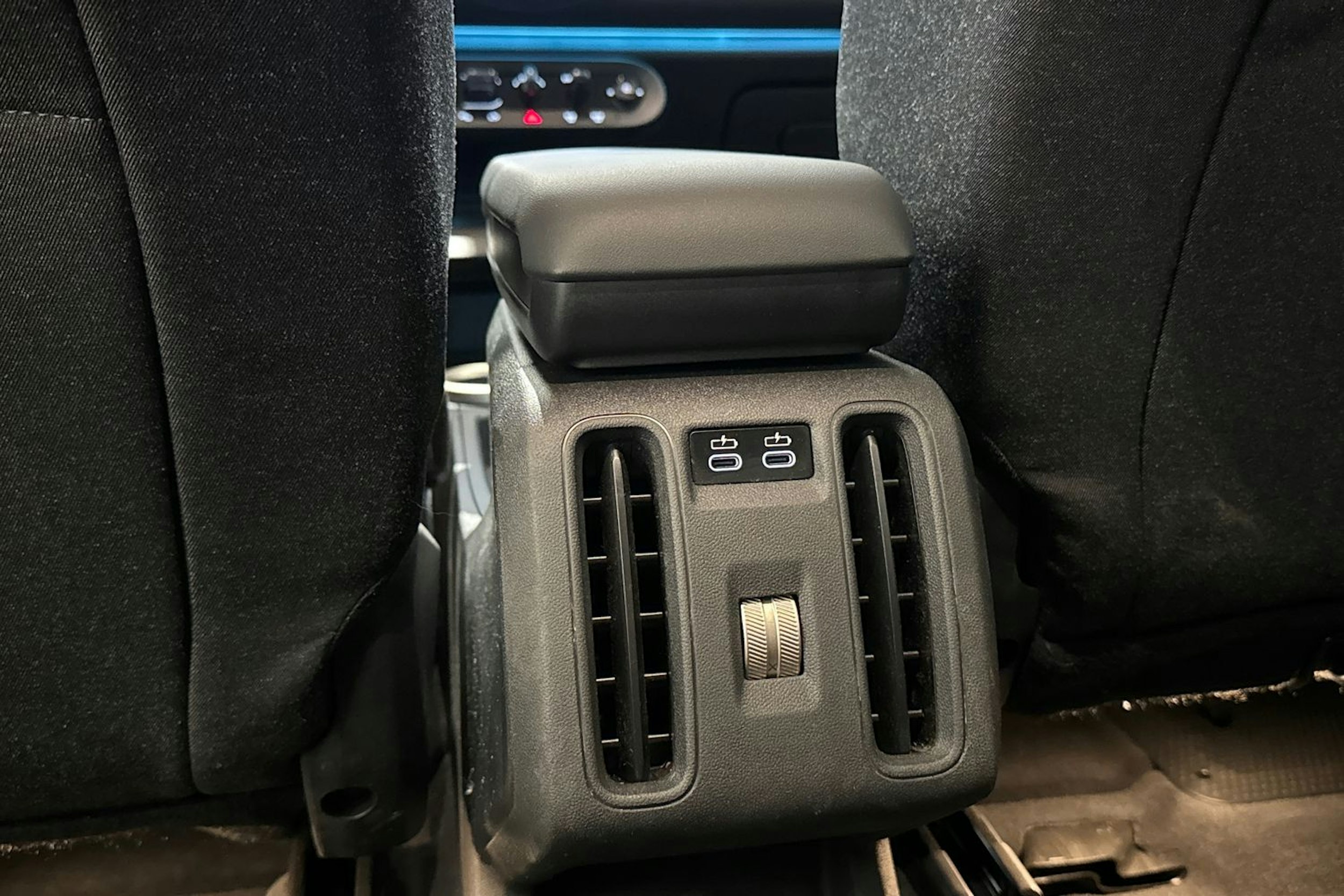 musta Mini Countryman 2024 kuva 16.