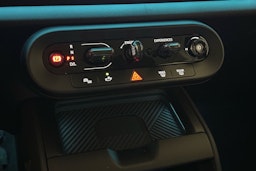 musta Mini Countryman 2024 kuva 24.