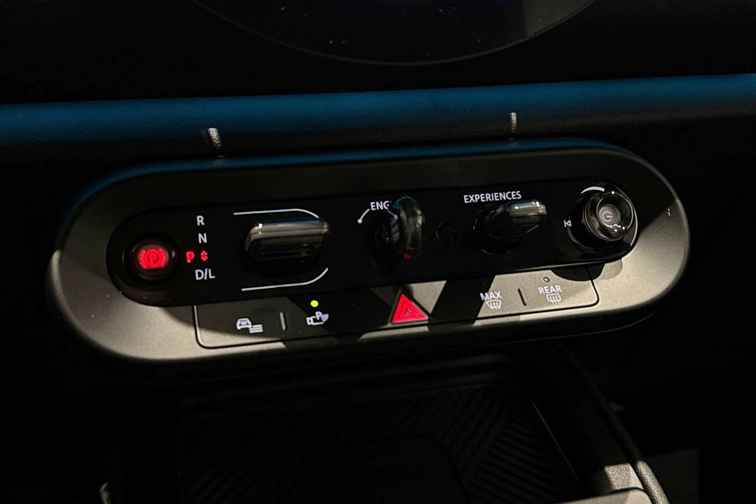 musta Mini Countryman 2024 kuva 29.