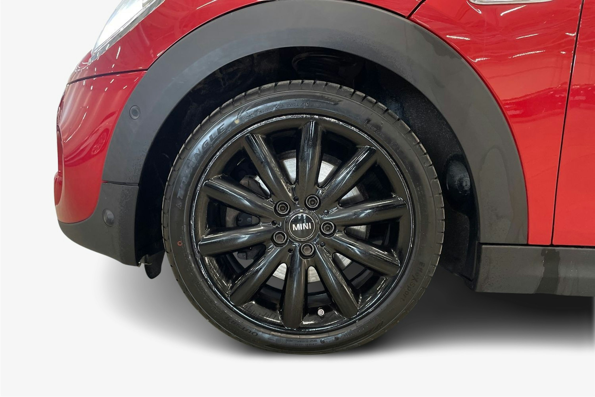 punainen Mini Hatchback 2014 kuva 12.