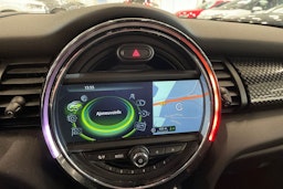 punainen Mini Hatchback 2014 kuva 18.
