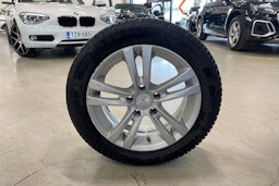 punainen Mini Hatchback 2014 kuva 23.