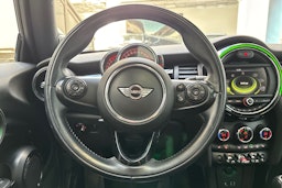 valkoinen Mini Hatchback 2015 kuva 16.