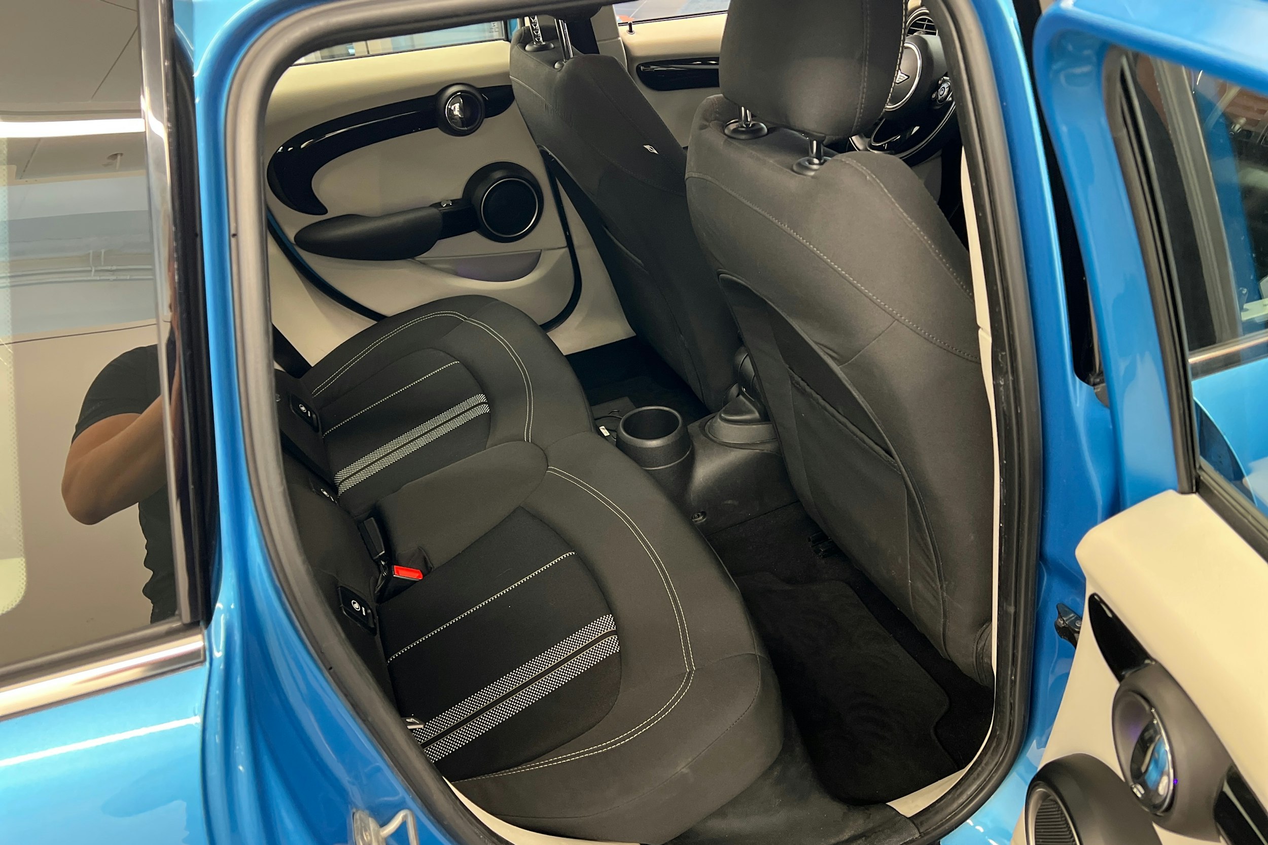 sininen Mini Hatchback 2015 kuva 15.