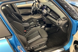 sininen Mini Hatchback 2015 kuva 16.