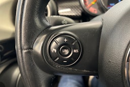 sininen Mini Hatchback 2015 kuva 17.