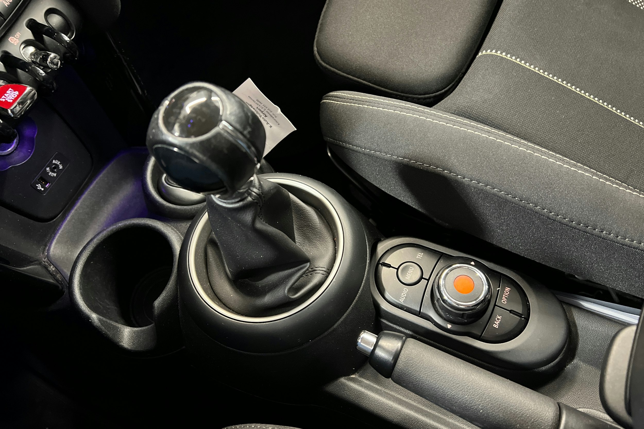 sininen Mini Hatchback 2015 kuva 23.