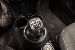 musta Mini Hatchback 2017 kuva 19.