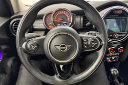 oranssi Mini Hatchback 2019 kuva 19.