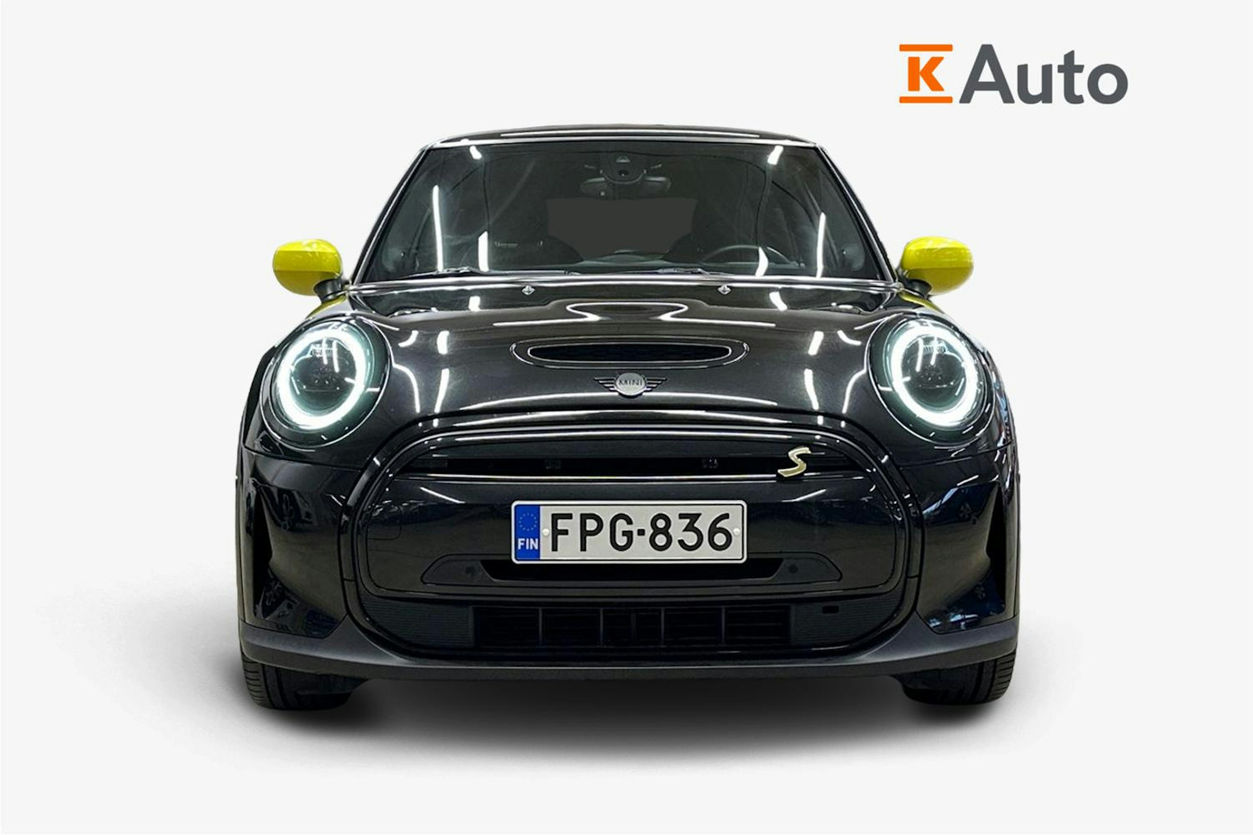 musta Mini Hatchback 2023 kuva 4.