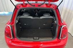 punainen Mini Hatchback 2022 kuva 15.