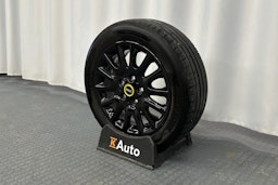 punainen Mini Hatchback 2023 kuva 13.