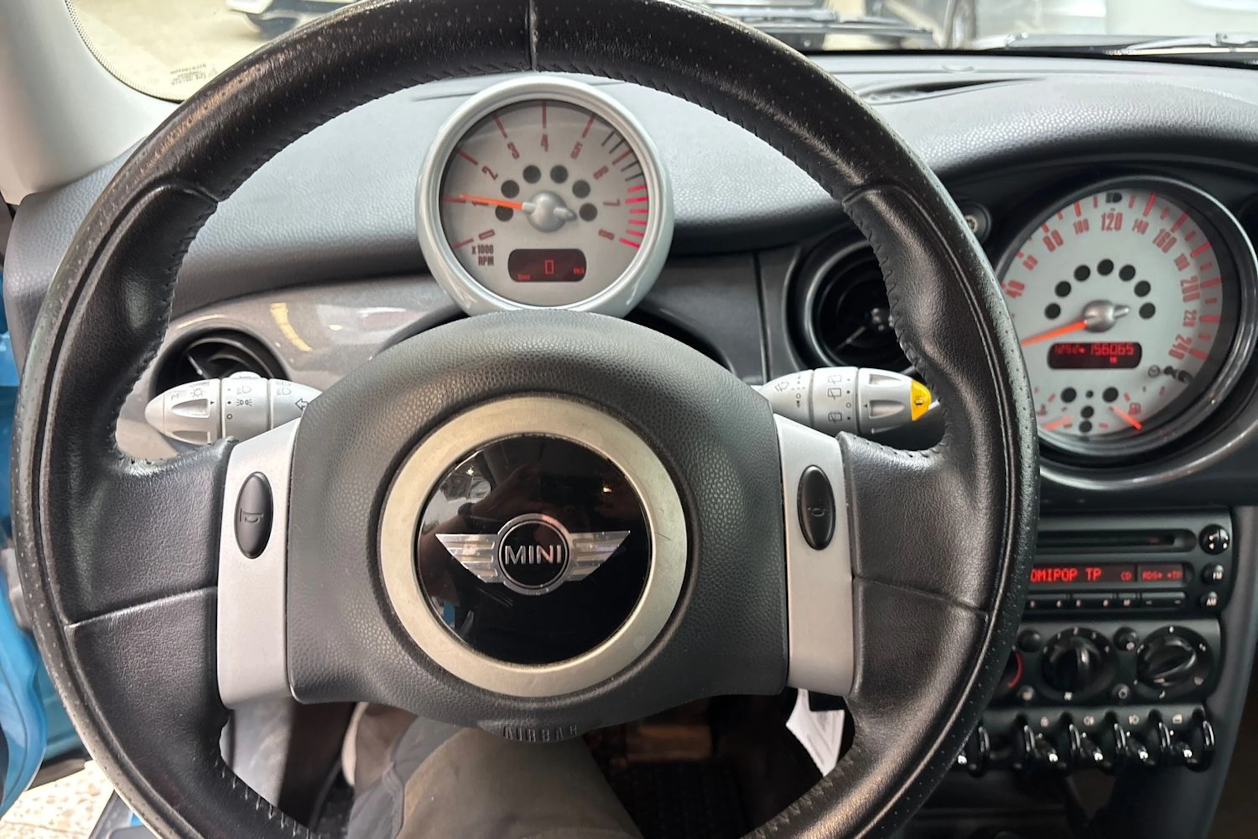 sininen Mini One 2005 kuva 25.
