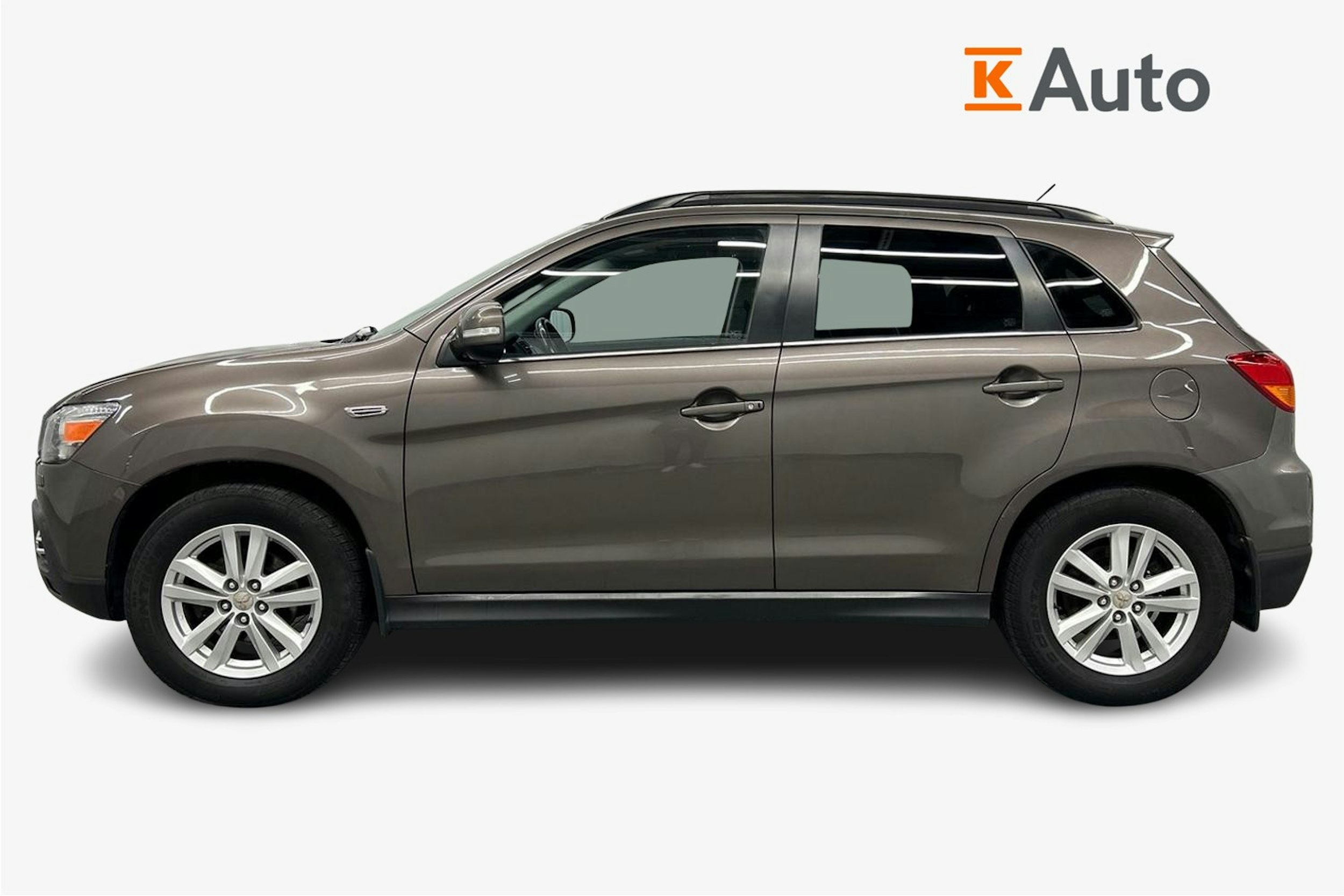 ruskea (beige) Mitsubishi ASX 2010 kuva 6.