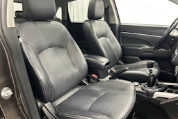ruskea (beige) Mitsubishi ASX 2010 kuva 17.