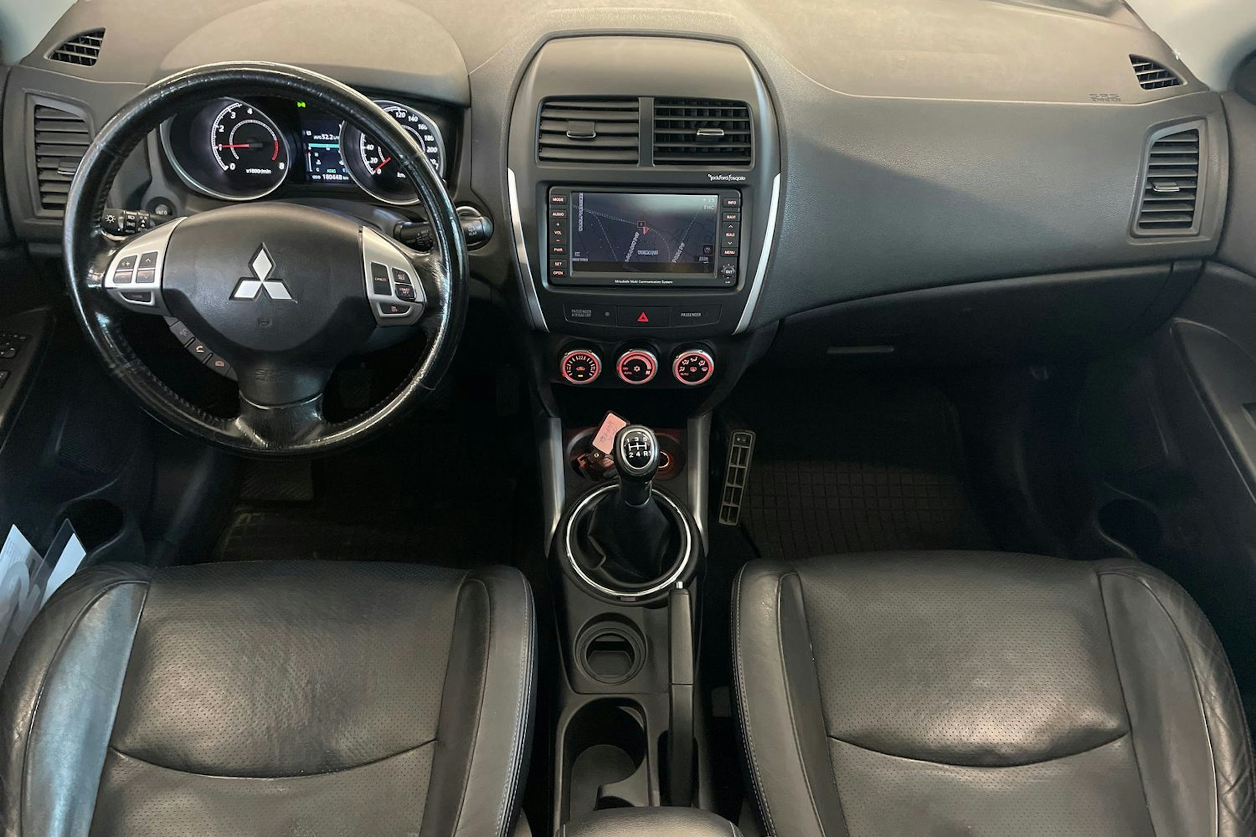 ruskea (beige) Mitsubishi ASX 2011 kuva 9.