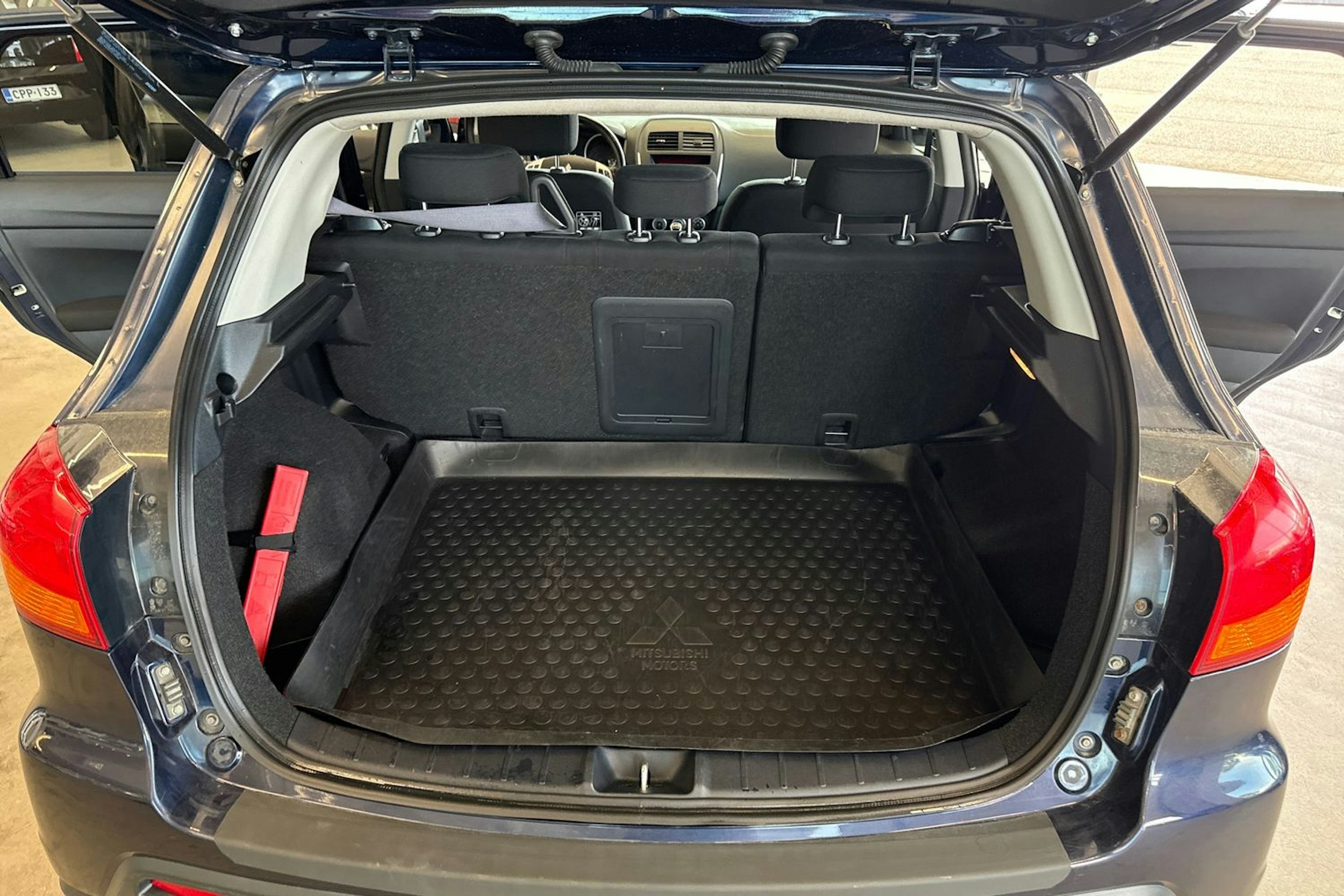 Sininen Mitsubishi ASX 2011 kuva 17.