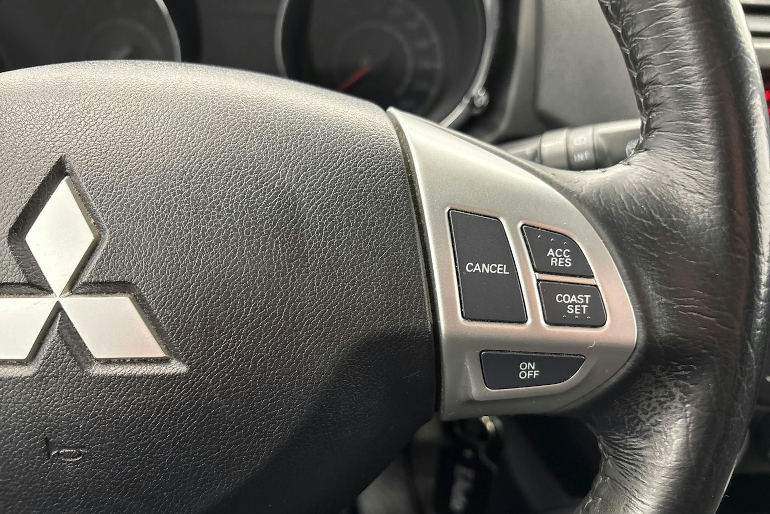 met. harmaa Mitsubishi ASX 2012 kuva 19.