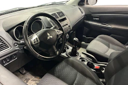 harmaa Mitsubishi ASX 2012 kuva 3.