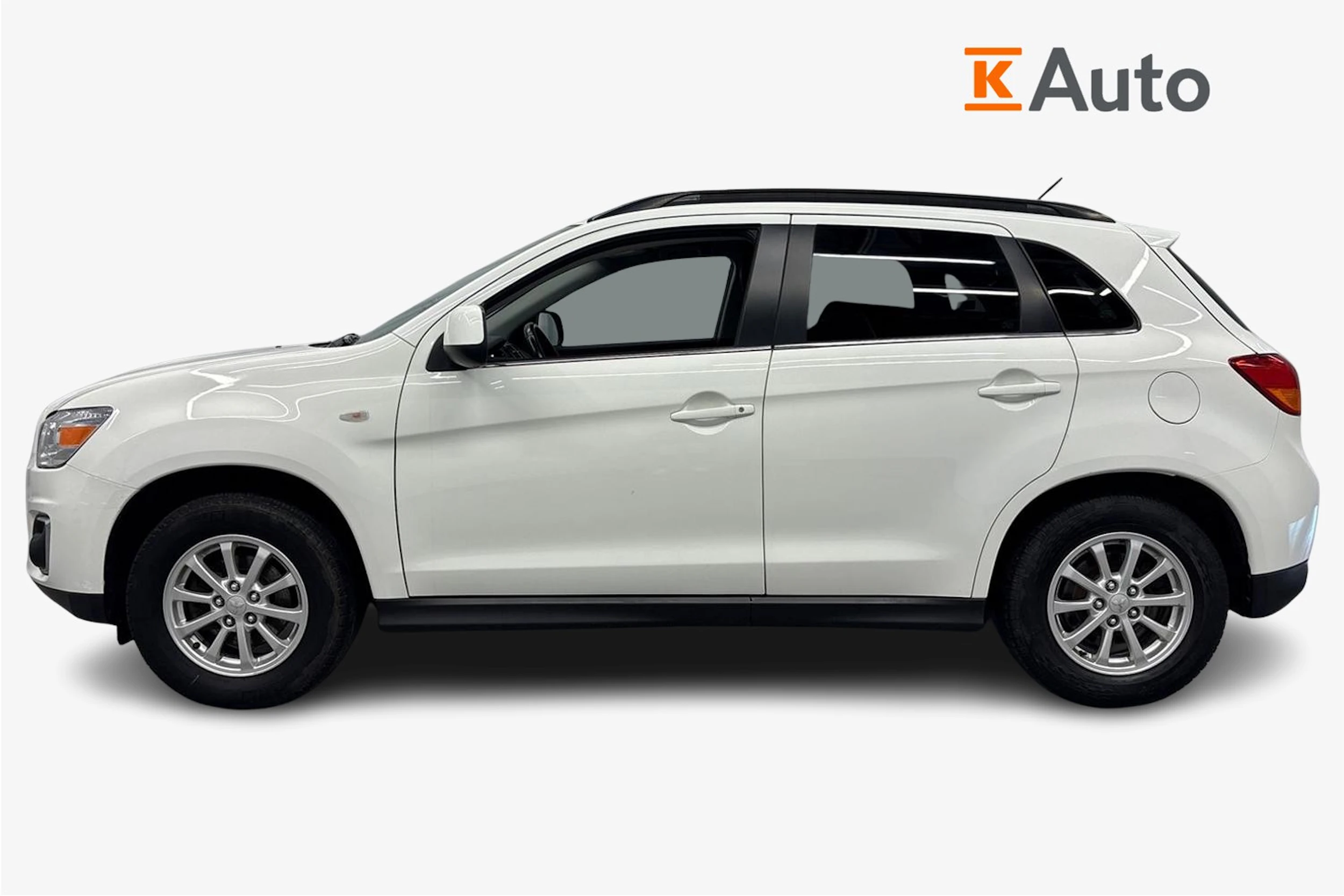 valkoinen Mitsubishi ASX 2013 kuva 5.