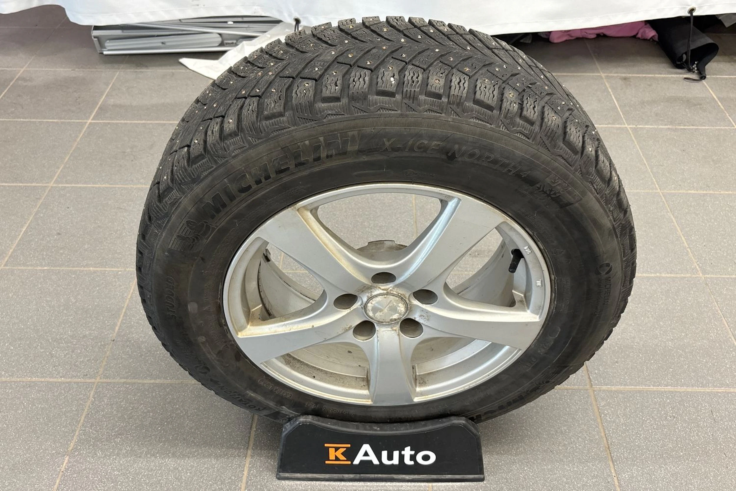 valkoinen Mitsubishi ASX 2013 kuva 10.