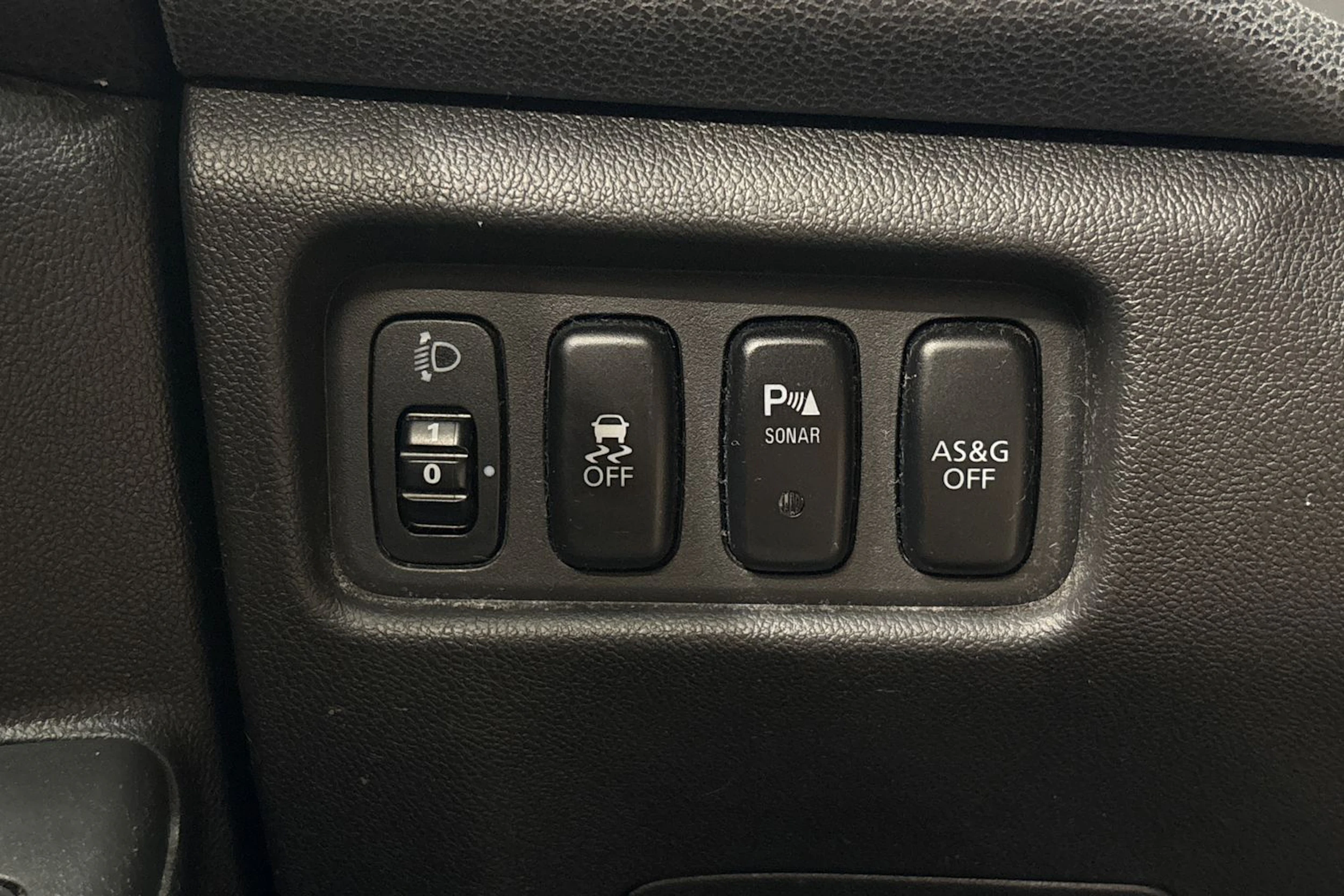 valkoinen Mitsubishi ASX 2013 kuva 15.