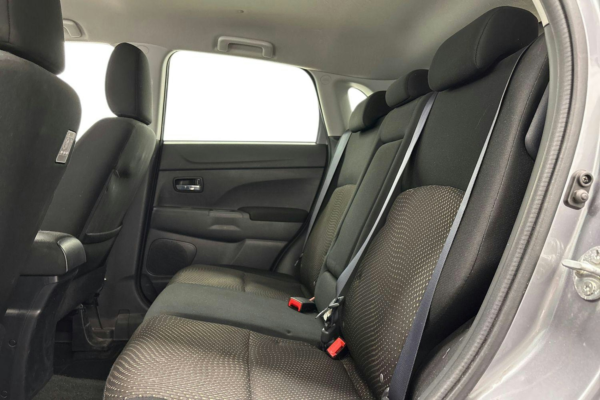 harmaa Mitsubishi ASX 2014 kuva 10.