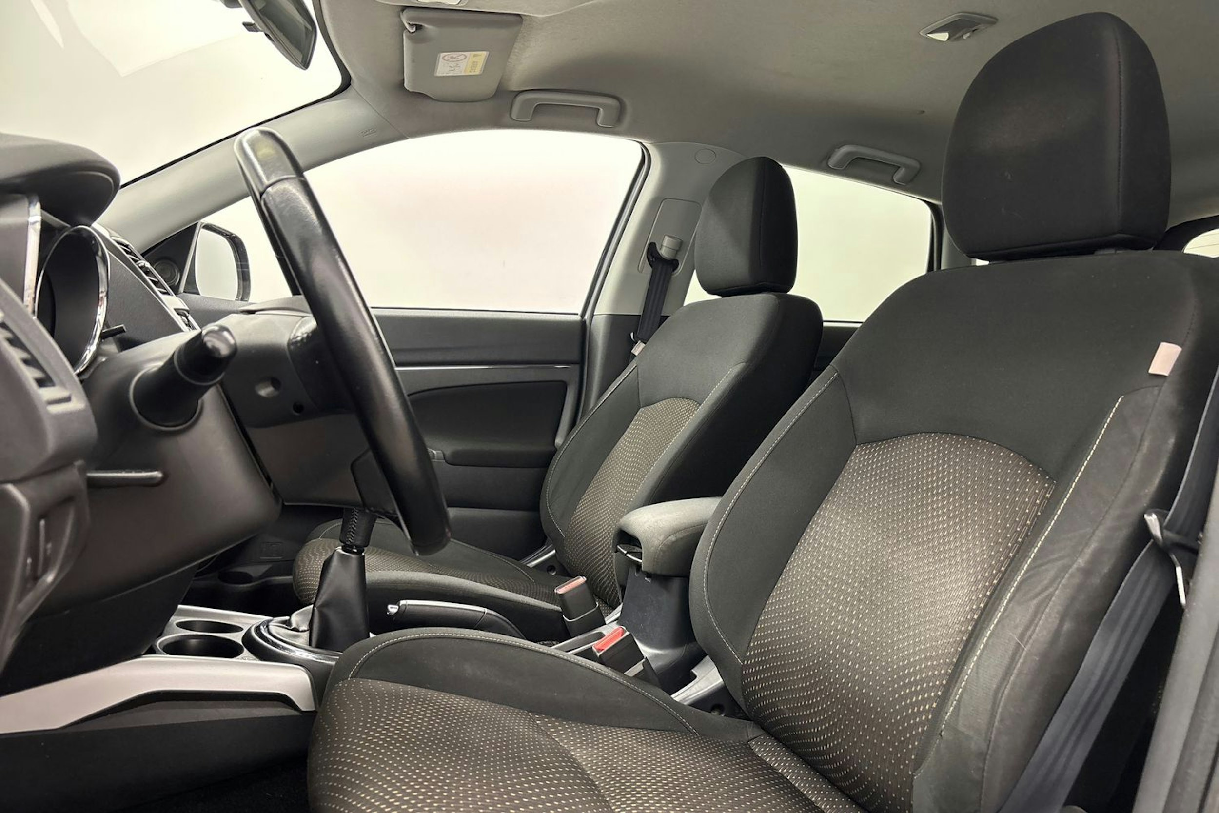 harmaa Mitsubishi ASX 2014 kuva 14.