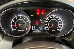 valkoinen Mitsubishi ASX 2014 kuva 14.