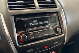 valkoinen Mitsubishi ASX 2014 kuva 18.