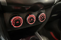 valkoinen Mitsubishi ASX 2014 kuva 20.