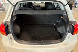 valkoinen Mitsubishi ASX 2014 kuva 23.