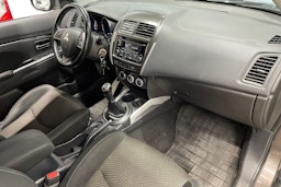 ruskea (beige) Mitsubishi ASX 2014 kuva 25.