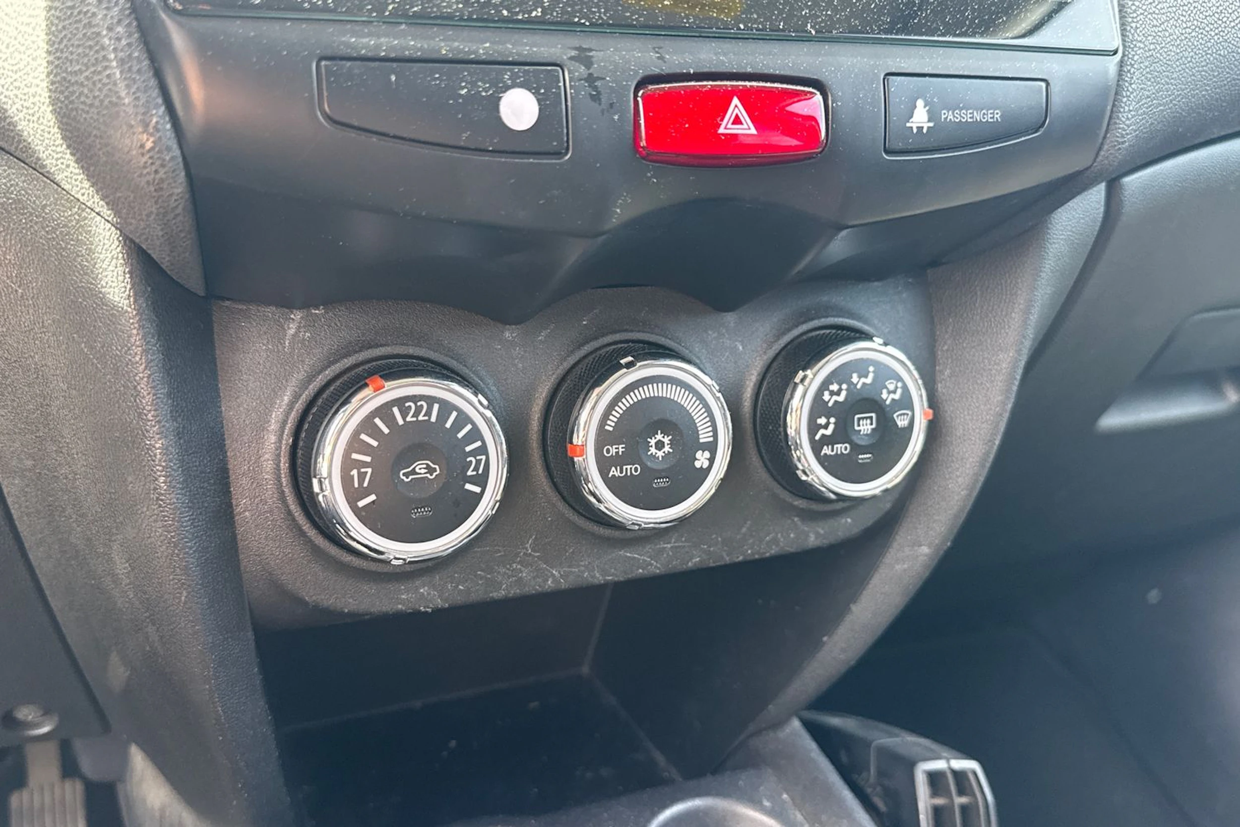 musta Mitsubishi ASX 2014 kuva 8.