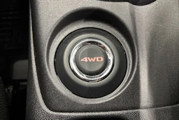 musta Mitsubishi ASX 2015 kuva 12.