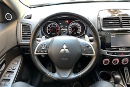 ruskea (beige) Mitsubishi ASX 2015 kuva 14.