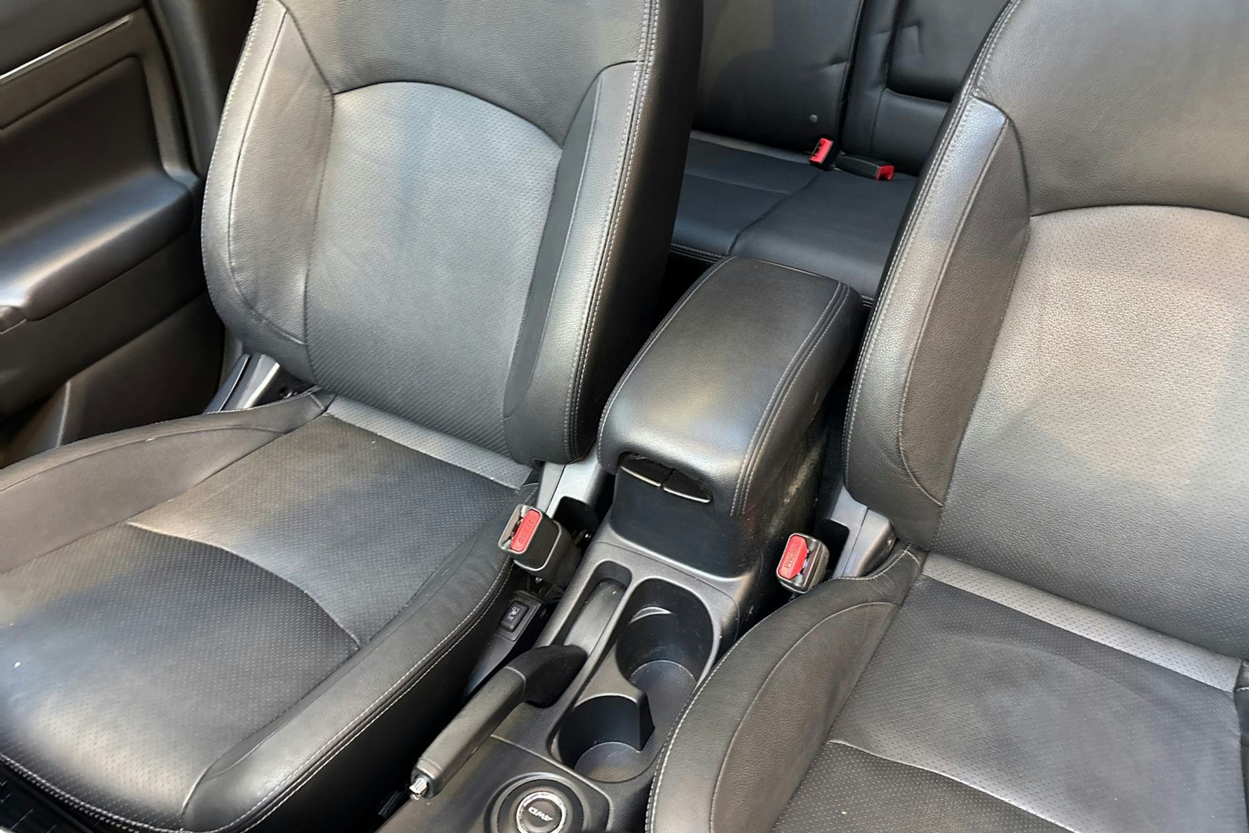 ruskea (beige) Mitsubishi ASX 2015 kuva 18.