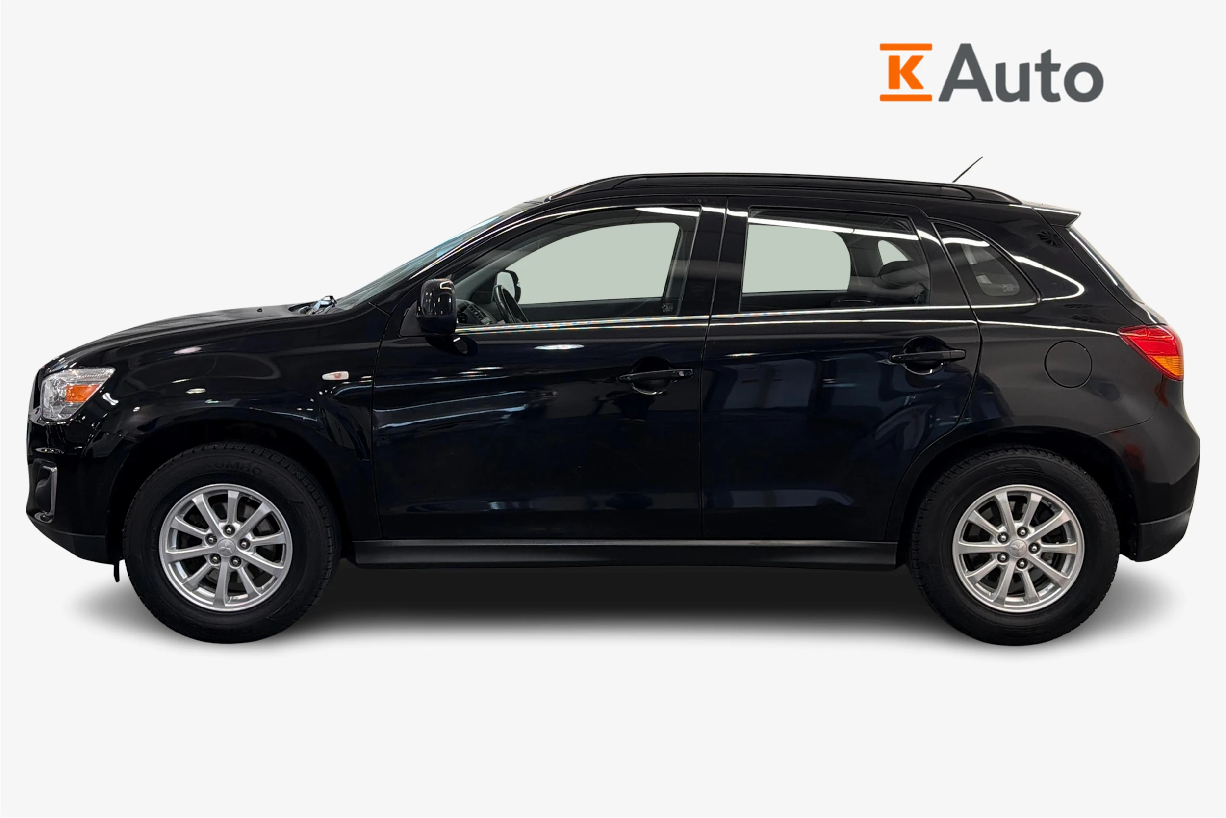 Musta Mitsubishi ASX 2016 kuva 5.